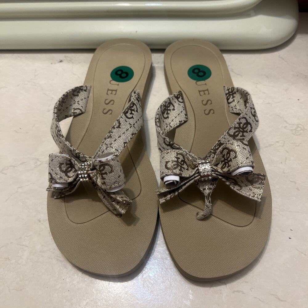 Guess Women’s Tuta Sandal Gold 710. Size 8